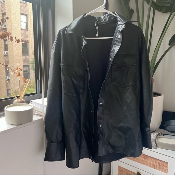 NWOT Mango black leather button up collared outerwear jacket top - Picture 4 of 6